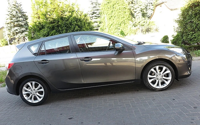 Mazda 3 cena 23800 przebieg: 199000, rok produkcji 2010 z Rogoźno małe 781